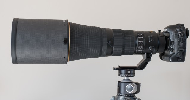 Nikon 600mm FL side